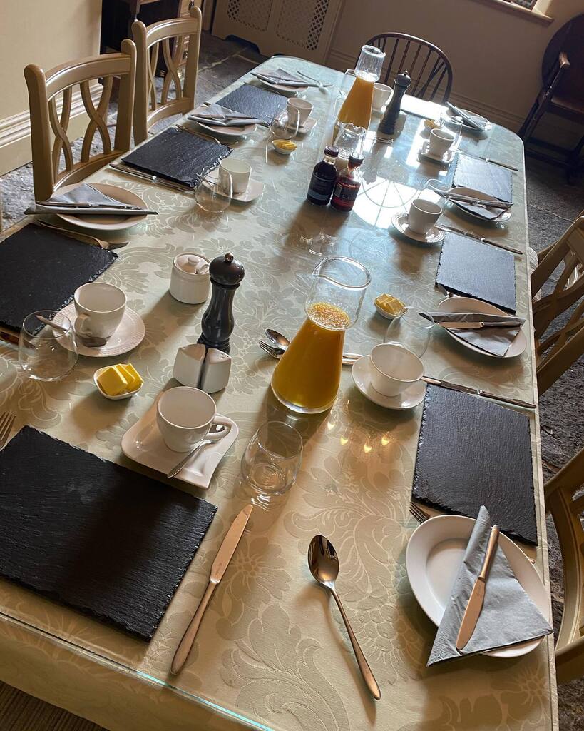 SCCHBandB's tweet photo. Brunch done! ✅ 

#brunch #devon #retreat #exercise #well-being #freshair #sunshine #ruralretreat #scchbandb #stoodleighstays #happy #ladiesgroup #walk #relax https://t.co/j13Hszqg2J https://t.co/Uo0f7betN9
