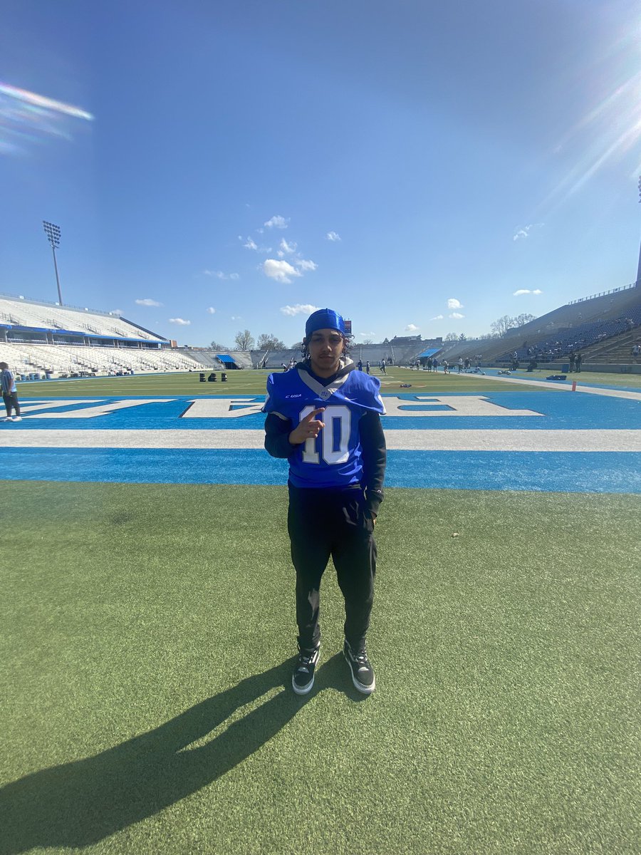 MasonHawk06's tweet photo. Had a great time at @MT_FB  junior day yesterday! Be back this summer for the camp @JamesLawsonFB https://t.co/35GDMLoCSf