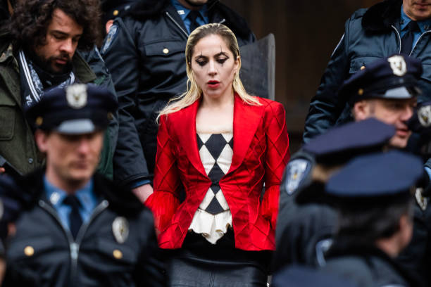 ladygaganownet's tweet photo. More professional pictures of Lady Gaga on the set of “Joker: Folie à Deux” in New York City. https://t.co/Q9YogZ6fUO