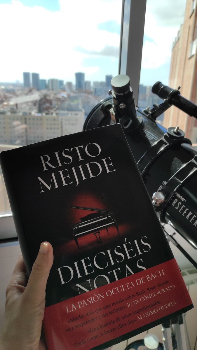 MonicaSorroche's tweet photo. @ristomejide vamos a por ello. Libros esperados. #DieciseisNotas https://t.co/SXvClgCxfl