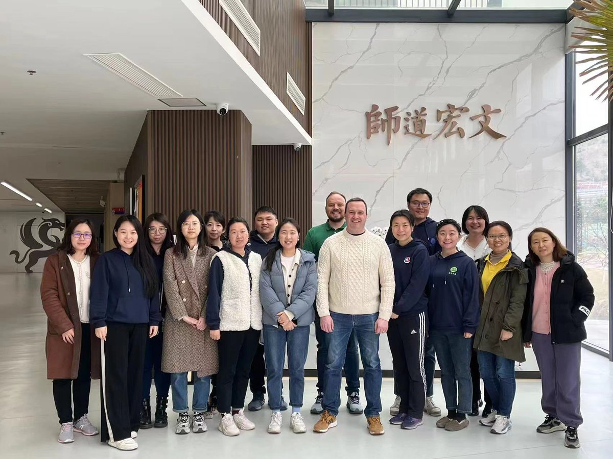 What a great day with the wonderful maths team at Hongwen in Qingdao. A great day exploring Pearson Maths in Context course and delivery. Also some great sessions on exploring differentiated activities, active learning techniques and climates for learning. #coremaths #edutwitter