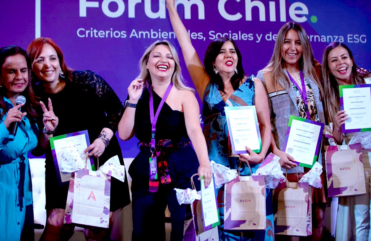 Nuestra directora <a href="/JohannaReyes_/">JohannaEmprende</a>, fue destacadas en la categoría “Mujeres referentes”. Esta reconoce a mujeres que, a través de su trabajo, esfuerzo y creatividad, logran inspirar a muchas otras. Felicidades <a href="/wef_es/">Foro Económico Mundial</a> <a href="/WEFChile/">Women Economic Forum Chile</a>