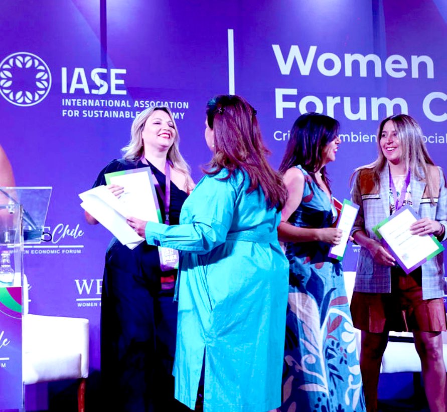 MujeresEmprendedorasChile tweet media