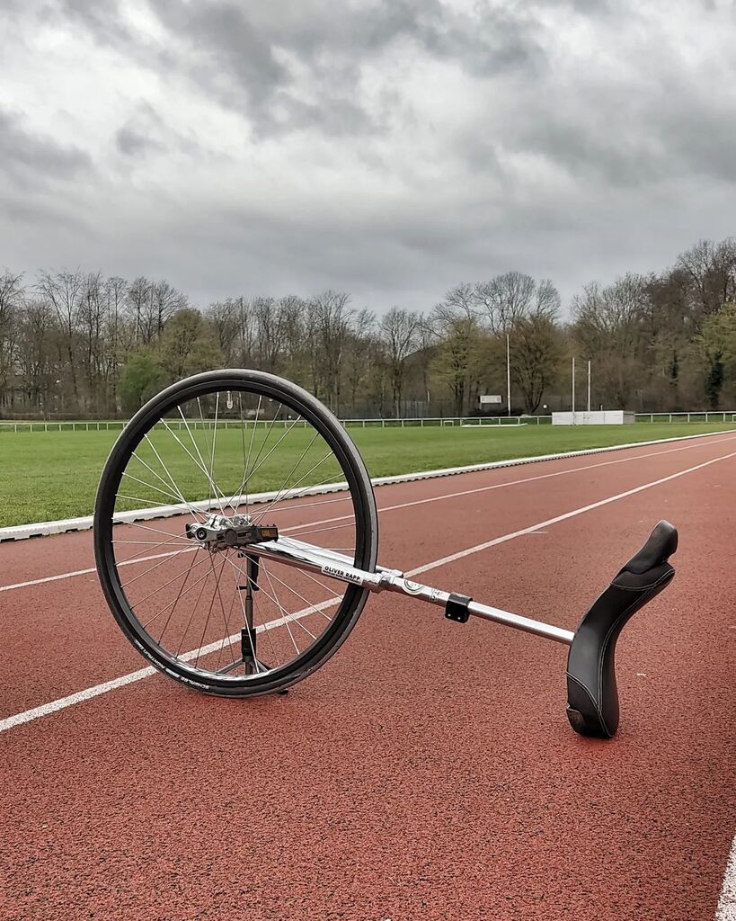 desORmad's tweet photo. Nachdem letzte Woche die Rennrad/RTF Saison mit Wind und Regen gestartet ist, hat heute das Einrad Renntraining begonnen -- ebenfalls bei Wind und Regen 🤷‍♂️.

10 km GA1 zum locker Einrollen.

Erster Wettkampf: 1. Mai GlückAuf, Bottrop.

#rcbuer #einrad #einradrennen https://t.co/w3hrUsgbJN