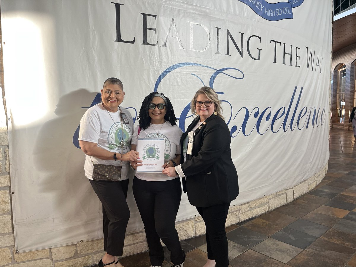 Lettie Houck tweet media