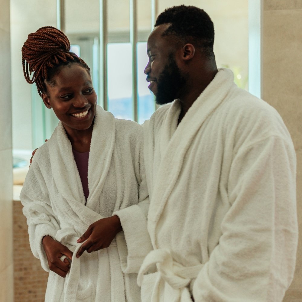 DonsOrganicSpa's tweet photo. Who is that someone that makes your Day brighter? Tag them in the comments .๐ฌย
Take time to unwind and connect with those who make you smile this weekend. You deserve it. ๐
#Donsorganicspa #MeetMeAtTheSpa #weekendtherapyโค๏ธ #weekendready #Visitus #Massage #couples #Facials https://t.co/GUDR7BoMe7