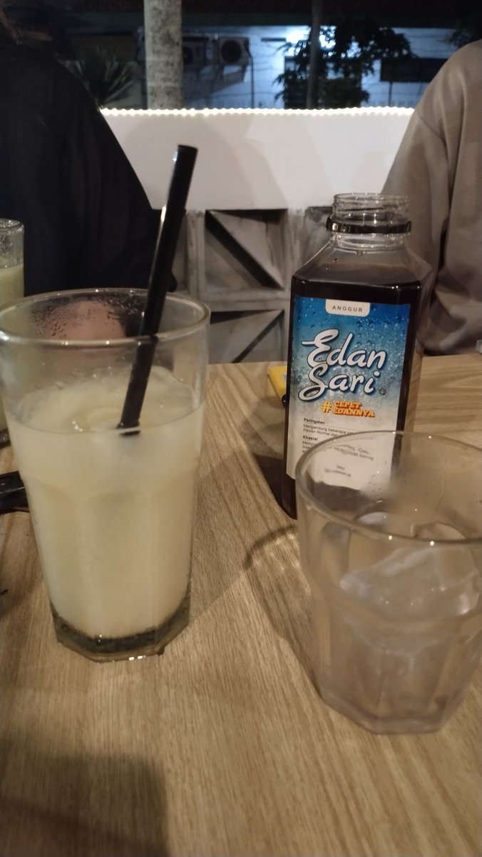 Ngopi santuy with <a href="/edansarisby/">EdanSari Surabaya</a> 

W/ <a href="/Vozkkkit/">KKK</a> <a href="/risoleskotak/">risoles kotak</a>