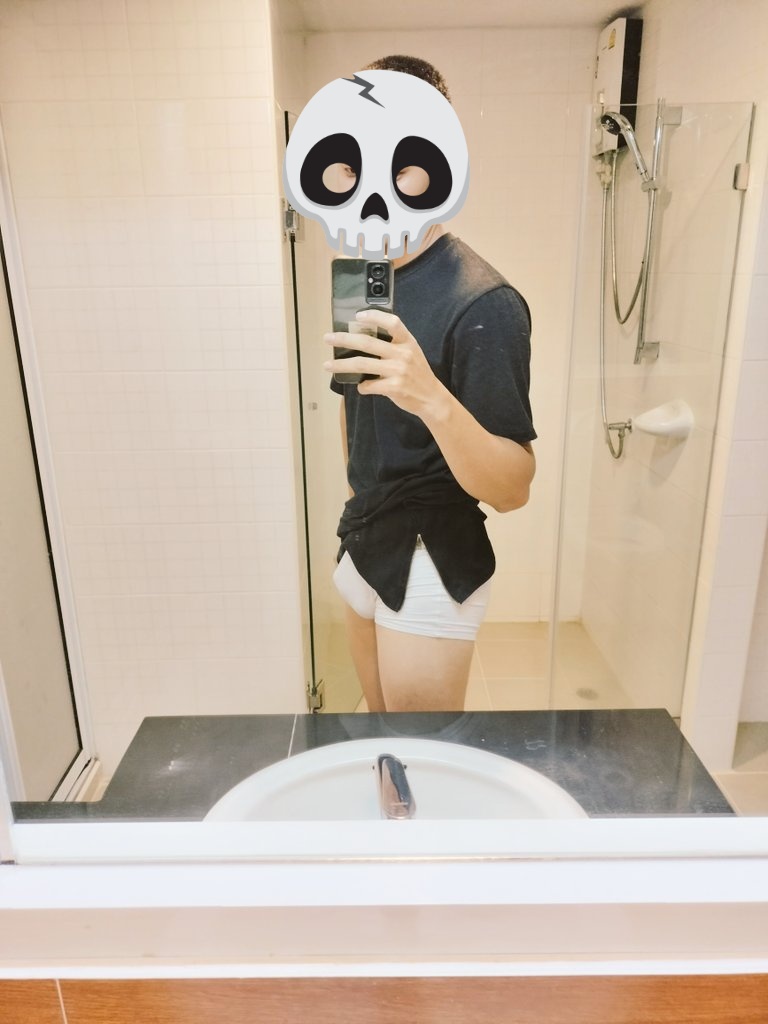 PhxdiHa's tweet photo. มองรูปเราให้ชินก่อนนะ เดี๋ยวตอนนั่งสบตาจะได้ไม่เขิน #ปัตตานี #ปัตตานีนัดเย็ด https://t.co/TtjPDDhRY5