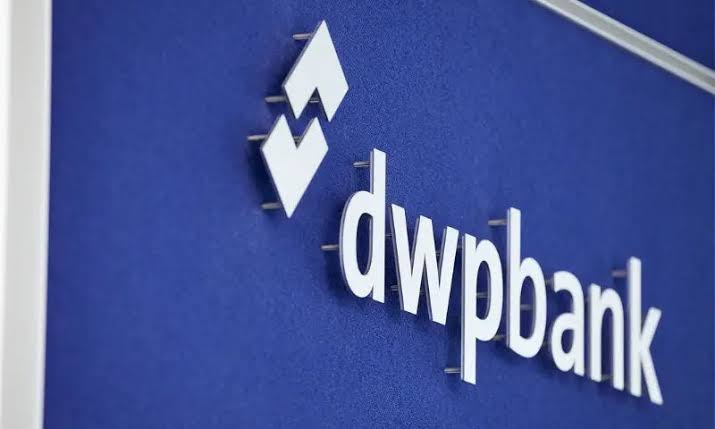 Adventure_Hawk's tweet photo. 🇩🇪 German Dwpbank to offer #Bitcoin trading to 1,200 affiliate banks on new platform. 🙌
#trading #btc #clocksgoforward #UpdateNews #CryptoNews #cryptomarket #TradingKripto #dwpbank https://t.co/nObaKZq9rT