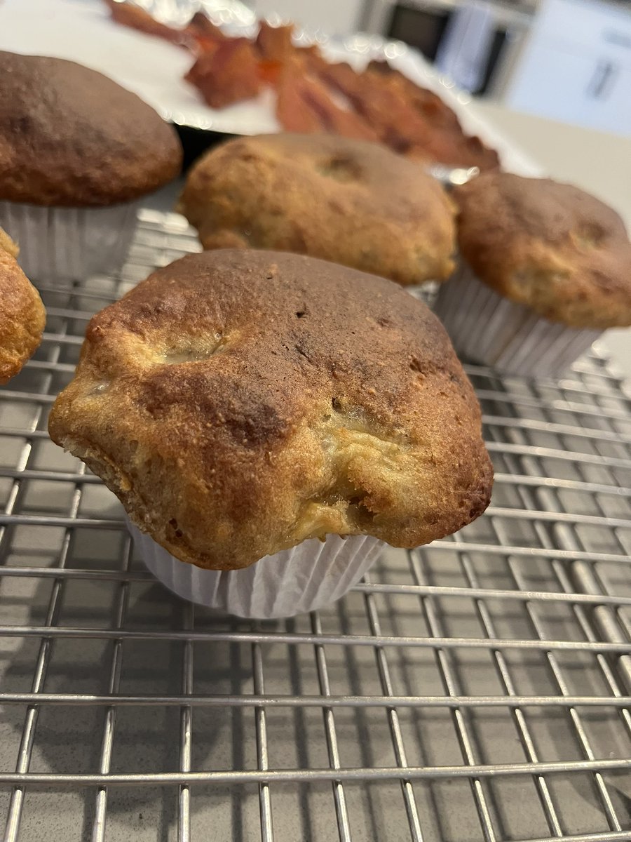 Fajita's tweet photo. I made muffins and bacon the last two days. Forgot to take pictures of the blueberry muffins. These are banana muffins. https://t.co/CWcefndh7W