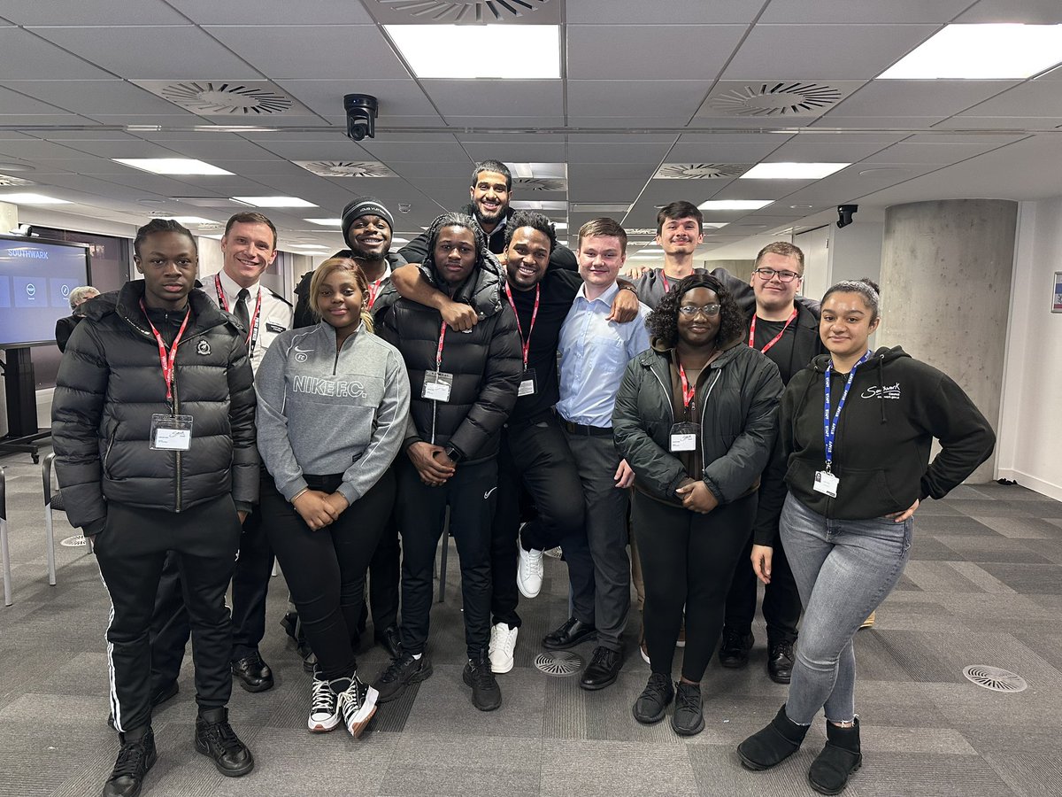 SouthwarkYAs's tweet photo. Thank you to everyone that attended our “Bridging The Gap” between Young People and the Met event yesterday evening, highlighting the work we and @SouthwarkYIAG have been doing in collaboration with @MPSSouthwark @metpoliceuk - part of @lb_southwark #SouthwarkStandsTogether week https://t.co/xbXYhNXwU4