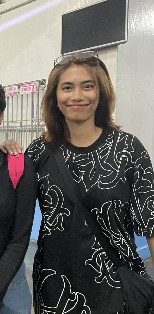 Shenkiish's tweet photo. tanggap konamang dikayo interesado sa pagmumukha ko🥲 sabagay sino banaman di makakapagfocus pag gantong kacute na pagmumukha makikita mo
#cropkonaparadimahirapan
#matulungin https://t.co/QQRo0eOKLO