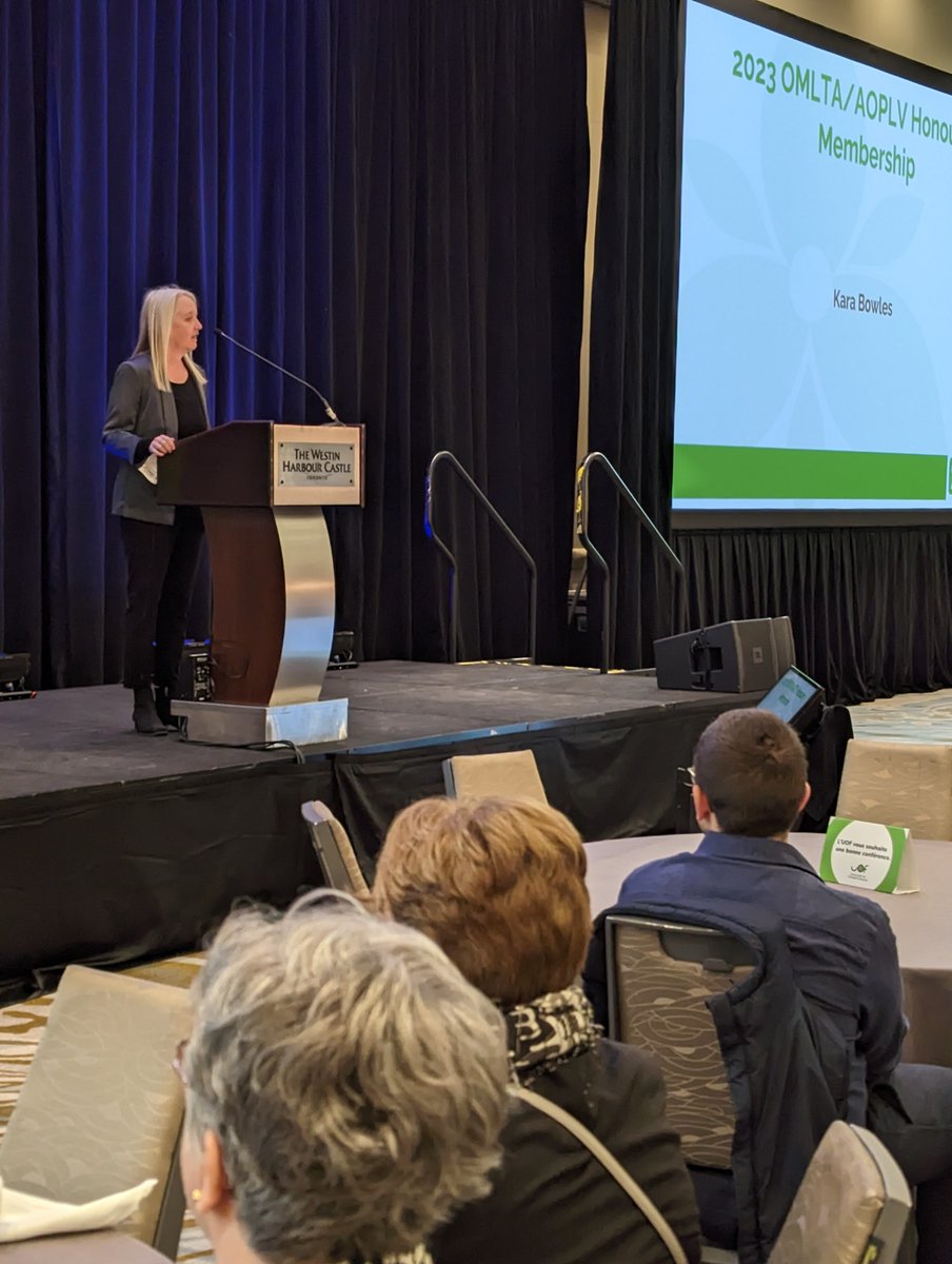 OMLTA's tweet photo. #OMLTA kicks off Day 2 of the Languages Without Borders conference by celebrating the achievements of phenomenal professionals and their contributions in the field of International Language Learning and #FSL. Félicitations ! Bravo.  #onted @CASLT_ACPLS https://t.co/lolmqnZhMs