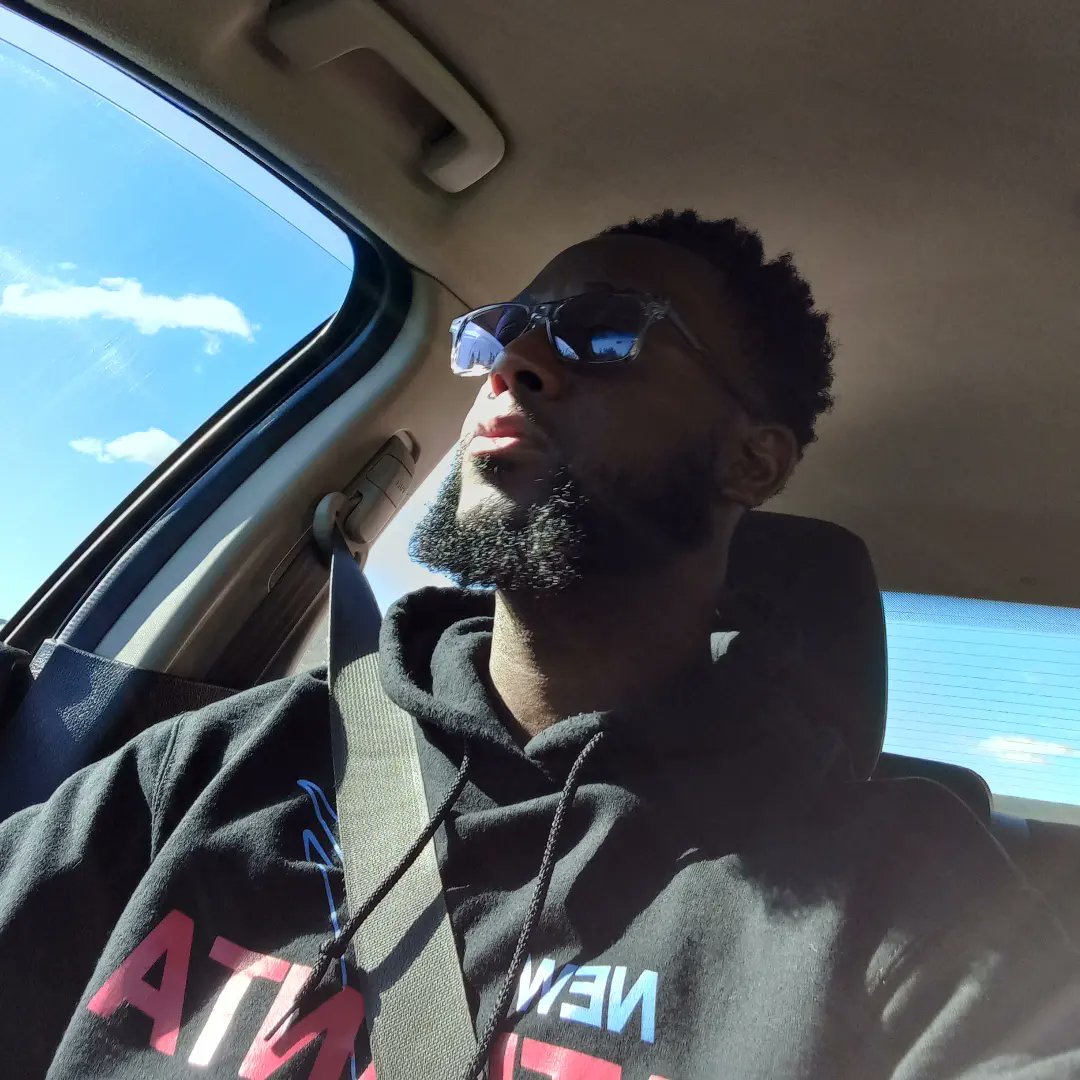 Triiillionaire's tweet photo. Shout out my Brothers Jamo & Darren they stay Reppin out here Fr π€πΎπ€ The only place New Atlanta is going is to the Tippity Top Top Top βοΈππ―π―π― #NewAtlanta
#Calgary #Edmonton #yyc #yeg #hoodies #black #red #white #menootd #Canada #rap
#TheRealTripJ #ProgressNest #GodsGrace https://t.co/2ZIutyWew0