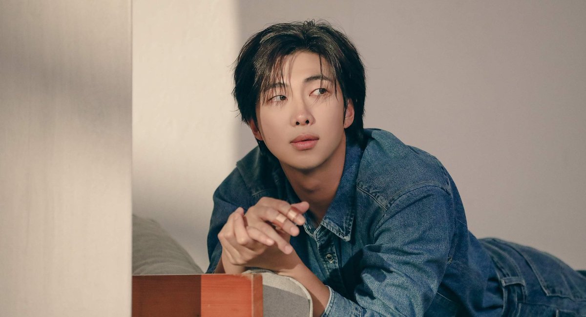 'Indigo' by RM remains in the Top 50 at #41 on Portugal's Albums Chart, it's the longest charting album by a Korean Soloist. (13 weeks) 🇵🇹