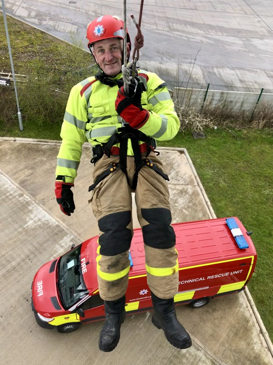 LymmFS's tweet image. This morning, White Watch conducted a height aptitude test for potential new watch member, FF Jones

#techrescue #roperescue #notjustfires