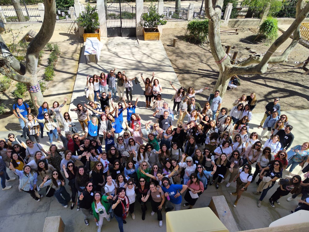 ➡️ Tancament de les V Jornades Repensar i transformar els espais educatius.
Gràcies als i les 200 docents que han participat als tallers de dissabte matí.
#CEFIREXàtiva
