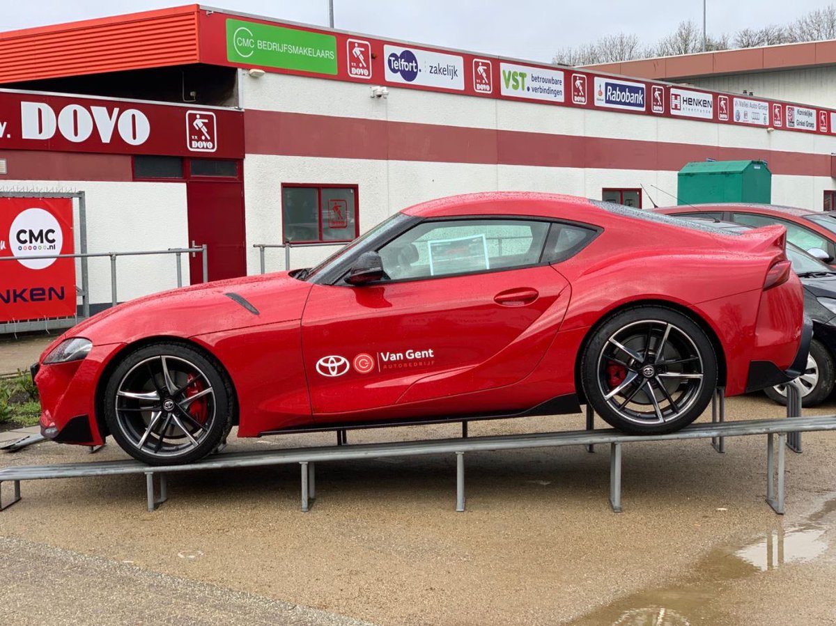 En de we zijn los <a href="/vvDOVO/">Voetbalvereniging DOVO</a> - <a href="/GVVV/">G.V.V.V.</a> #derby #sponsor