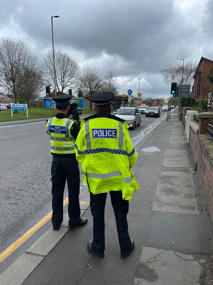 GMPFallowfield's tweet photo. Speeding/ traffic operation in Levenshulme this morning on Stockport Road and Slade Lane, with a little added high vis patrolling around Highfield country park. 
1 ticket issued for parking on zig zags. https://t.co/fY849wbQla