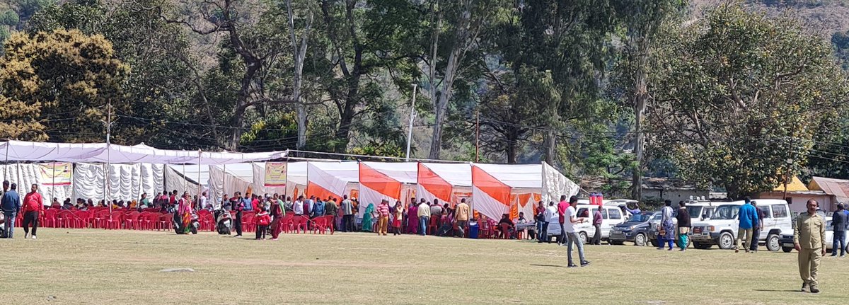 Dhimankav's tweet photo. The day would be perfect,if you reach out to the last string of chain i.e.the grass rooted beneficiary &amp; redefine extension..
Event:Janseva Multipurpose &amp; treatment camp.
Venue: Gauchar  Chamoli https://t.co/8hfcV5yTTg