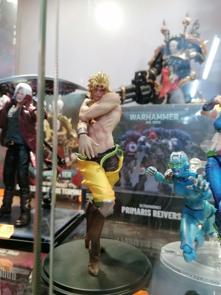 LluisAbadias's tweet photo. I feel so freaking attacked by this DIO figure....
#daddy #400euros #LIKEWTF #BiPanic https://t.co/lW0Ja7bZ3m
