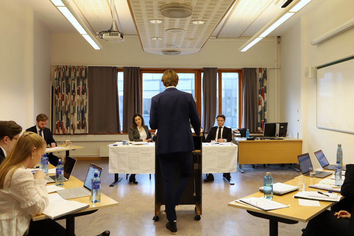 eftasurv's tweet photo. Today was the first round of the #EEA Law Moot Court! Law students from @UiB, @UniOslo and @haskolinn  have pleaded an EEA law case. In this year’s panel, we have judges from ESA, @EFTA_Court, @hoyesterett_no and Norwegian law firms 

Stay tuned for the second round!⚖️🏆 https://t.co/gBGxKbymJk