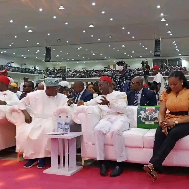 Nna_Paschal's tweet photo. ๐ฅ๐ฅ๐ #TNDN
Soludo One Year In Office: Obasanjo, Peter Obi, Arthur Eze, Others Grace Soludo's Town Hall Meeting With Ndแป Anambra.
@CCSoludo
@PeterObi
#TheNewDawnNewspaper https://t.co/YszjtFgTB4