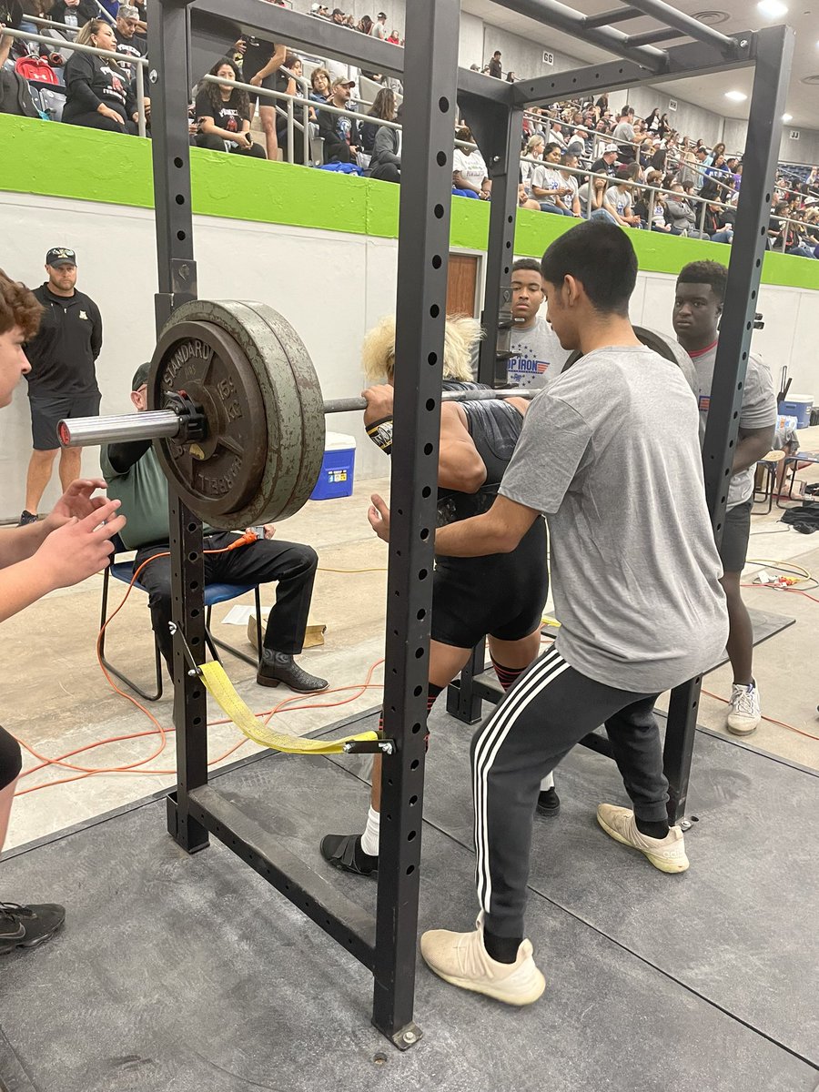 CoachR_Jones's tweet image. Off to a great start in Abilene. #chasingPRs #cubpride #Brenhammentality @BrenhamCubAth @TxHSPWL