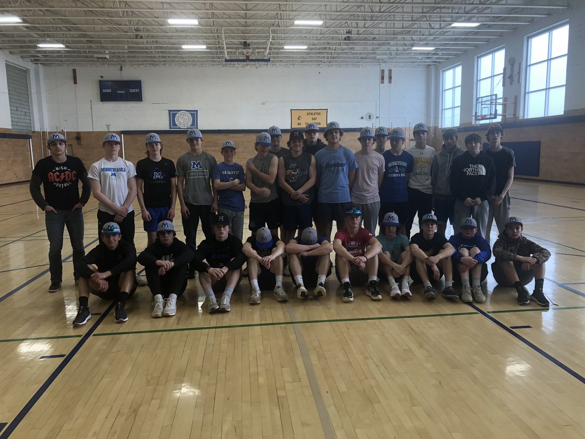 Capped off an outstanding first week of practice by bringing in a couple of world class yoga instructors!!  Go Lakers