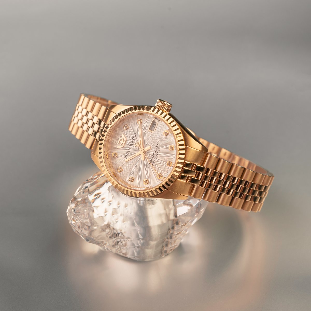 ParisGalleryME's tweet photo. Philip Watch
Elegance is not being noticed, it’s about being remembered

For Customers Inquiries, Please Contact 8003010000
#Paris_Gallery #Maisondenichemena #Elegance #Accessories #Watches #PhilipWatch #ELEGANZASEMPRE.

https://t.co/UHI5KAOARP https://t.co/KlKm7oNQ3D