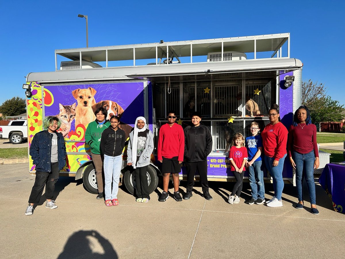 SMCounselorNeal's tweet photo. Join us TODAY as we partner with Prairie Paws and their Waggin' Wagon 9am-11 am #GPBigEvent @GPISDCounseling #KCCrew https://t.co/Cp1DUoyg1S