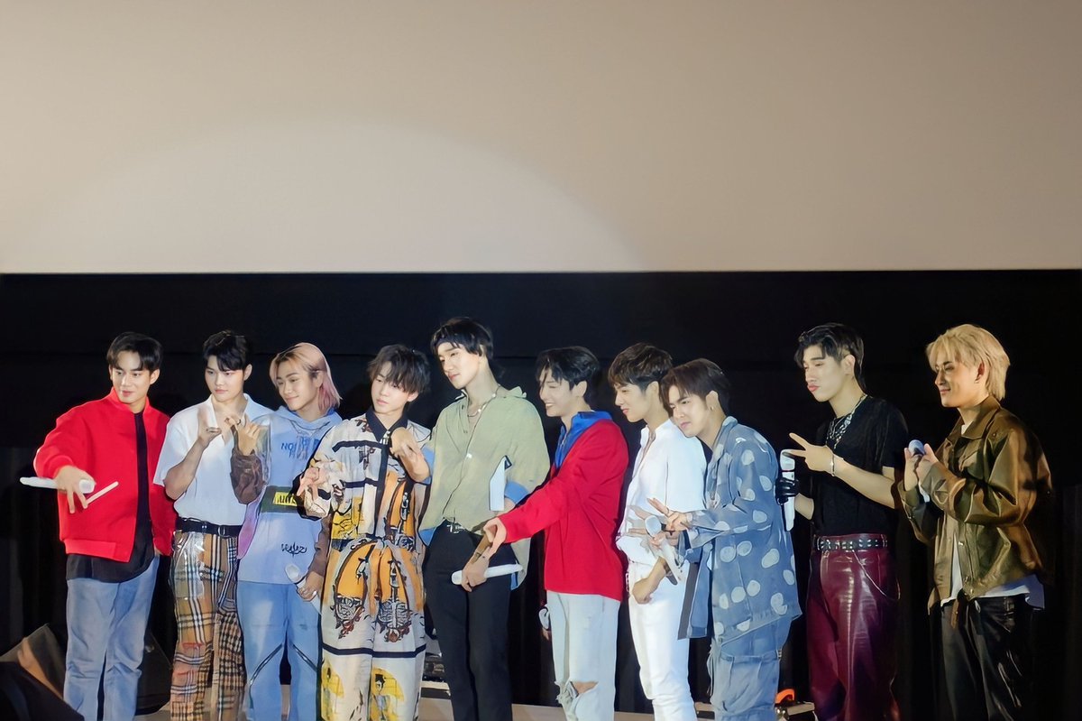 คลับเม้าท์ tweet media