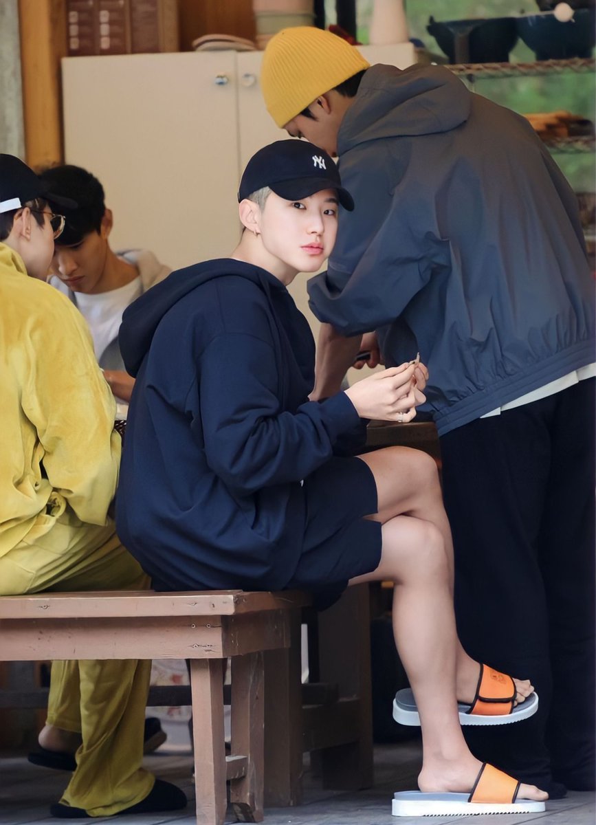 saethename_'s tweet photo. “outing”
#hoshi x oc few tweets au 🌊

— dahil sa sobrang init sa pinas, nag outing ang magkakaibigan, pero wala sa usapan may pag out din ng mga tinatagong nararamdaman… https://t.co/WNv4NmvAFx