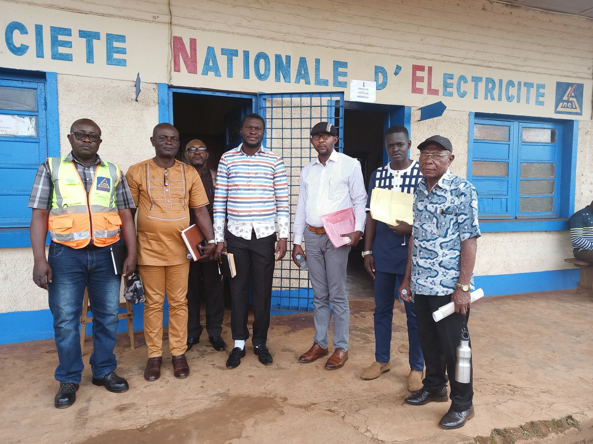 herve_ndute's tweet photo. Mon échange avec les services de la SNEL, OVD, REGIDESO, HYDROCARBURES ET ÉNERGIE, OFFICE DE ROUTE lors de mes vacances parlementaires : mercredi 03 août. https://t.co/9Wyw6Cp4nD