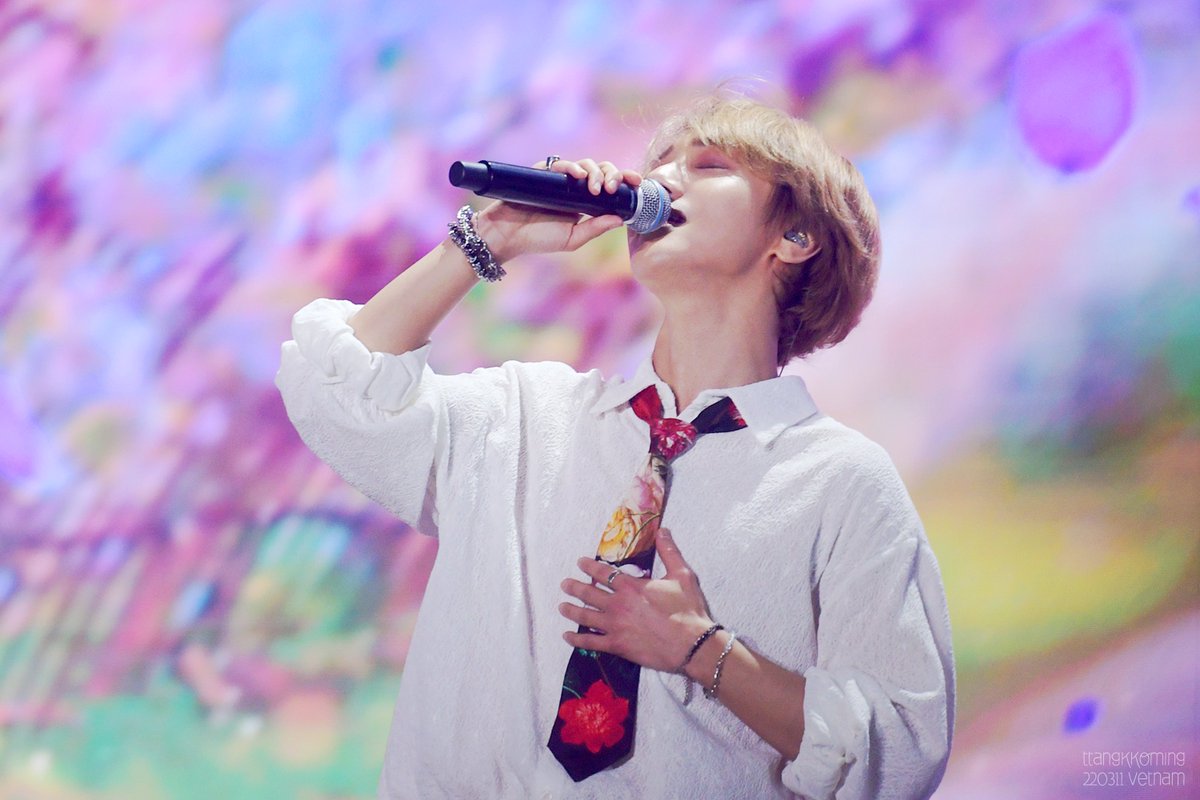 <a href="/shfly3424/">Yesung</a> 230311 슈퍼쇼9 in Vietnam spring come here🌸 #예성 #yesung #SS9inHCM #SS9inVietnam