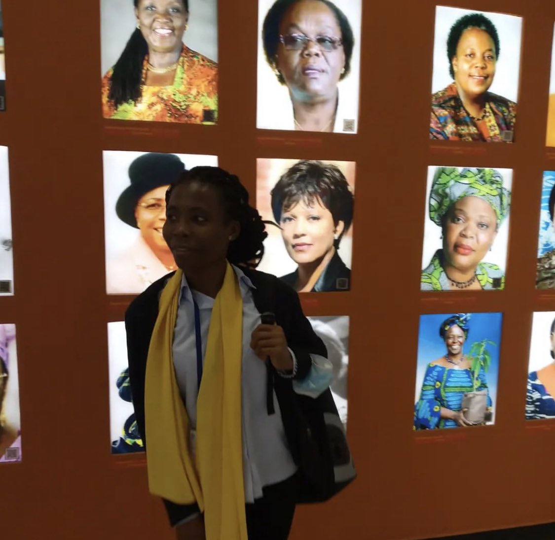 La #dueña del mes de marzo cumple hoy. Una mujer versátil, visionaria, emprendedora y con una capacidad de ejecución que siempre me inspira. <a href="/GloriaLopeo/">Gloria Lopeo</a> es la típica mujer #Midas, todo lo que toca lo transforma y cada empresa en la que se mete tiene el éxito garantizado.  #Power