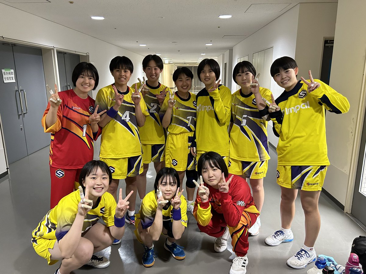 きっと強くなるために必要な敗戦。
悔しい結果になったけど、また夏に向けて頑張ろう🔥
応援してくださった皆さんありがとうございました！
試合前の写真やけど、やっぱり笑顔のみんなが素敵🥰
今度は試合後に笑顔で📸