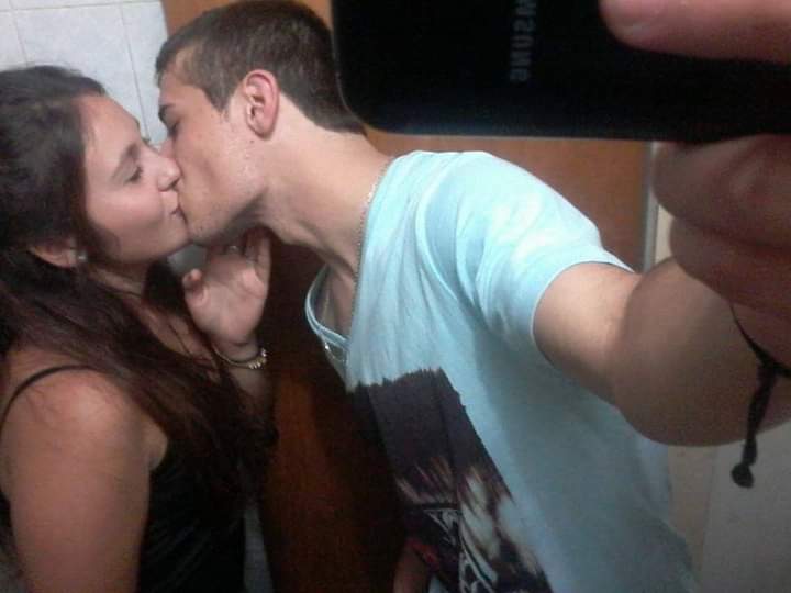 tiimchiito's tweet photo. 9 años de esta foto y te sigo amando como desde el primer día 
Ojalá en la otra vida nos volvamos a encontrar ♥️ https://t.co/XqwD2Fb21e