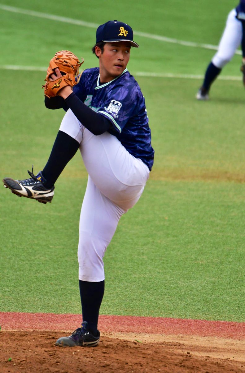 ryu_bb05's tweet photo. ［3/25 東北地区社会人・大学野球対抗戦］
青森大
#38 鈴木太晟（金足農業高）

5回途中で降板したが、初回は2つの三振を奪い無失点・3回無死満塁のピンチは最小失点に抑えるなど良さも見えた！

#青森大学 https://t.co/oAjCyjz03k