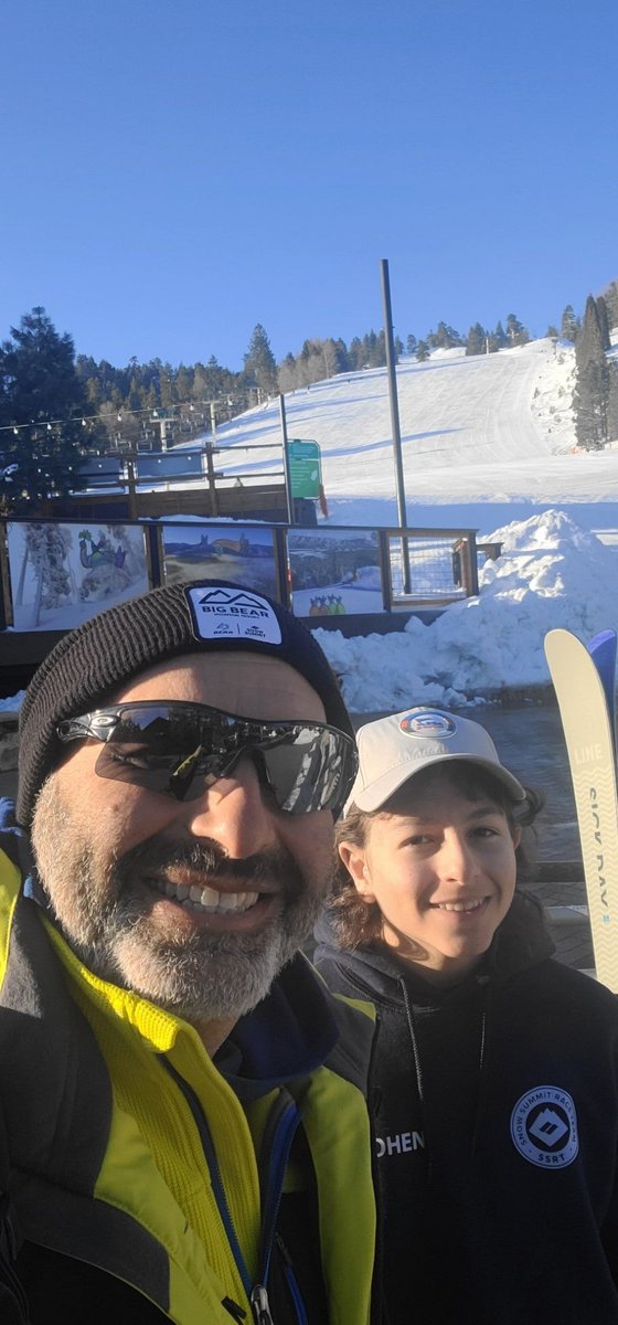 Ski day! (@ Snow Summit Mountain Resort - @bigbearmtresort in Big Bear Lake, CA) swarmapp.com/c/b83TQDSZnEs