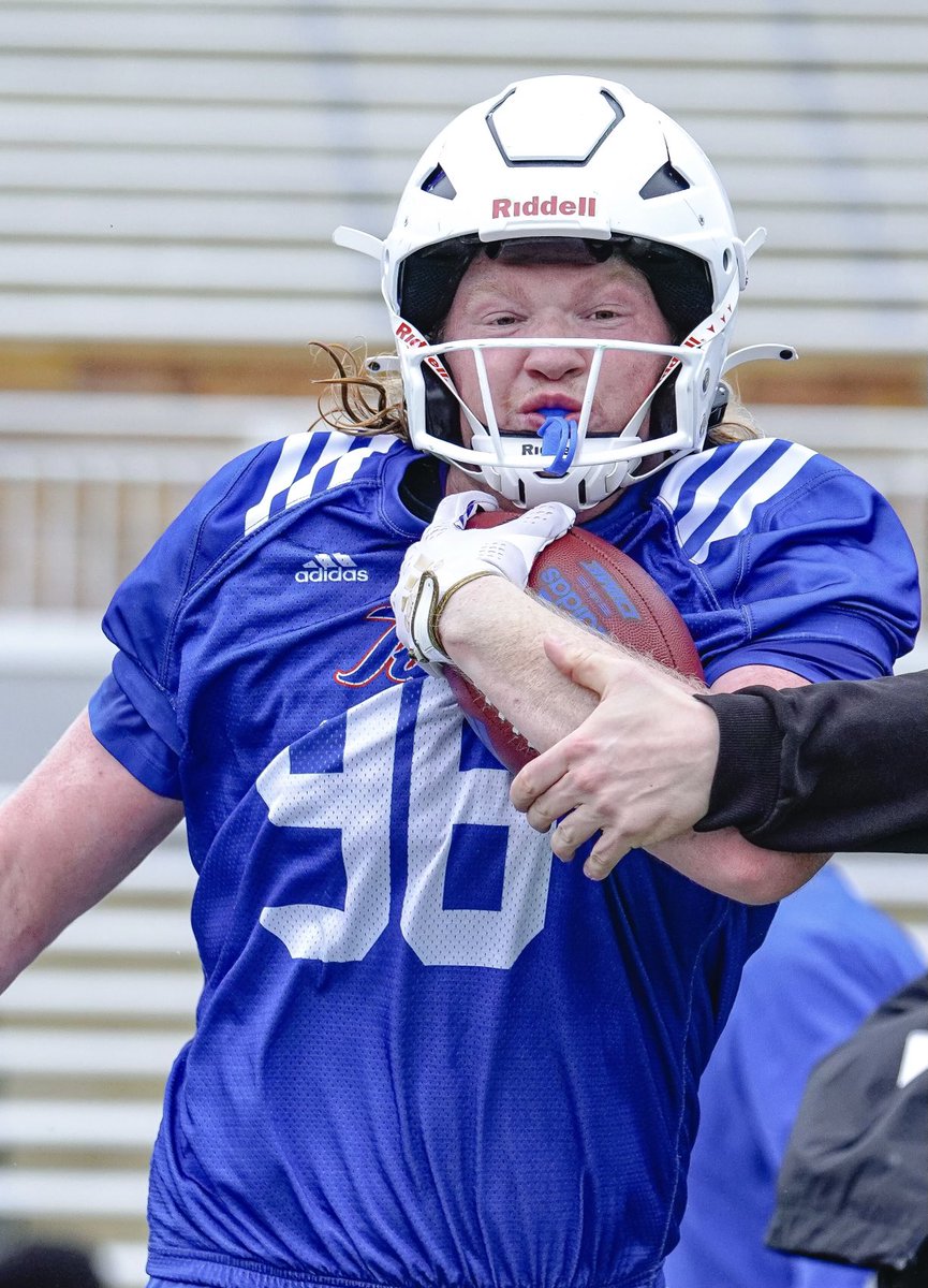 CoachKevinWils's tweet photo. Rise & Shine - @TulsaFootball Day 3 Pushing for Constant & Consistent Daily Improvement - Impressive Start by Our Men!!
Fundamentals - Ball Security at Premium Demand!!
#ClawIt #LockIt #BoltIt
Chin-Chin-Chin!!
Nice Work @staywokee2
@UrbanCowboy47
🌀🏈 https://t.co/psECshaGx5
