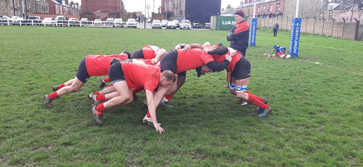 purmj's tweet photo. Warming up at @bramleyrfc with @BaildonRUFC #WeLoveSaturdays https://t.co/A99IKko9kb