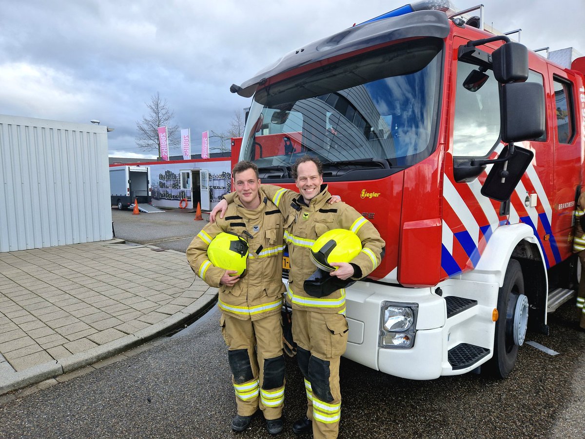 Brandweer Alblasserdam tweet media