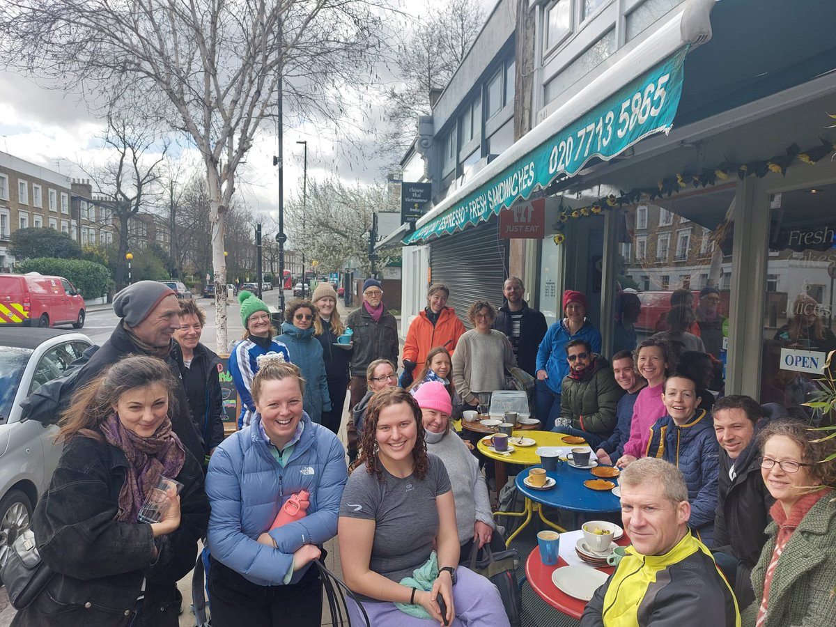 Saturday is double dip day. An hour of frenetic up-and-down-ing at <a href="/CallyMasters/">CallyMastersSwimming</a> followed by 1km at 11C at <a href="/LidoPh/">ParliHill Swimmers</a> 🏊🏻‍♀️💪🏻🥶