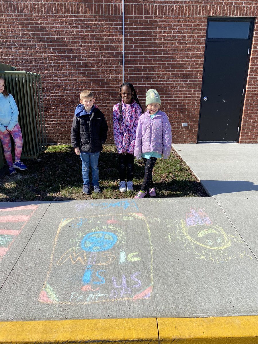 StarnesMelody's tweet photo. @LawsonLions We loved celebrating Music in our Schools Month! Thank you for supporting music in the life of your children! https://t.co/201v0LnziY