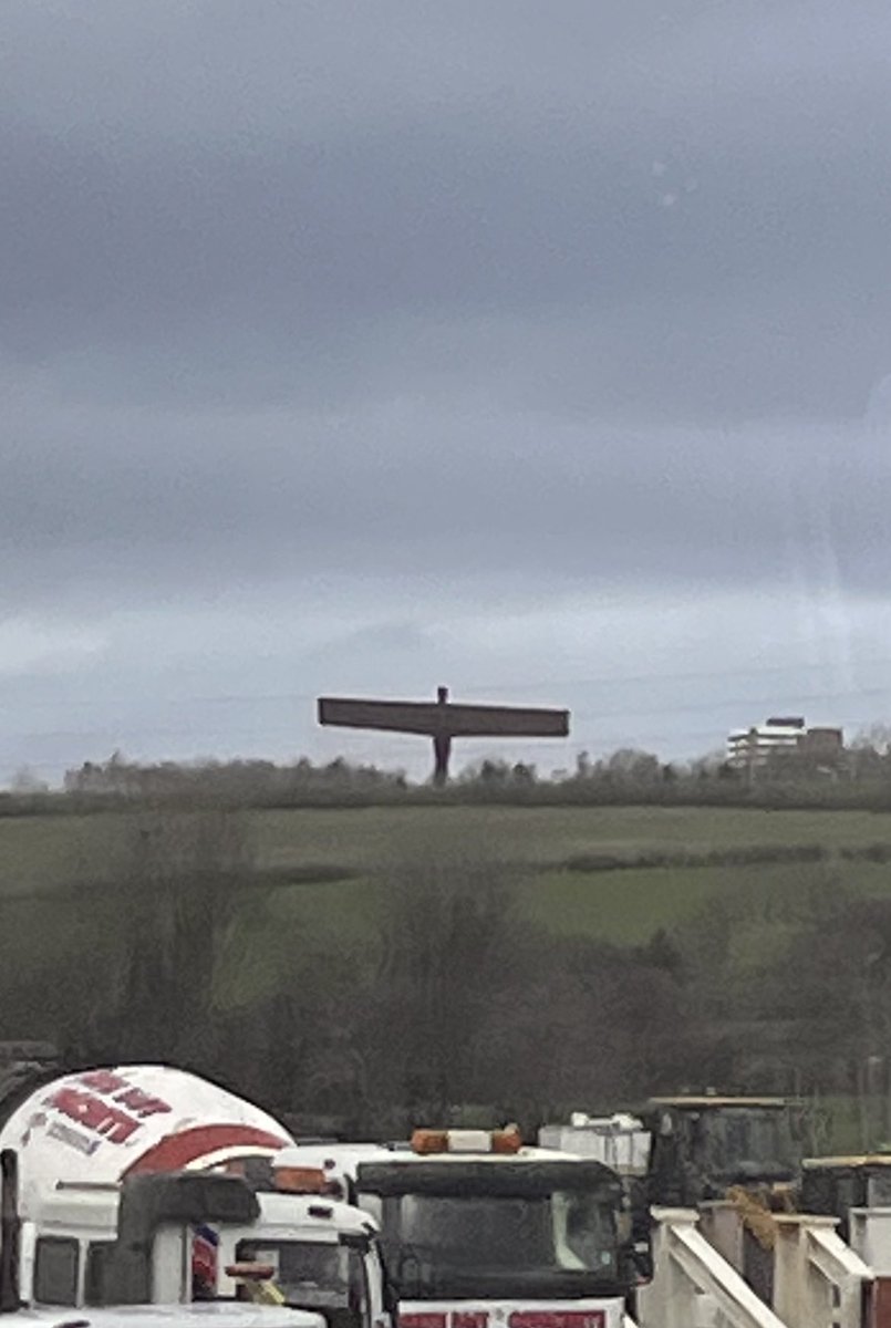 cxanthidis's tweet photo. Goodbye Newcastle itβs been fab!! Thank you to @TheAPCP for hosting a great weekend. Now to sort the feedback for the neonatal committee and start working on some of these exciting plans π #committeelife https://t.co/fqjcGU2pQK