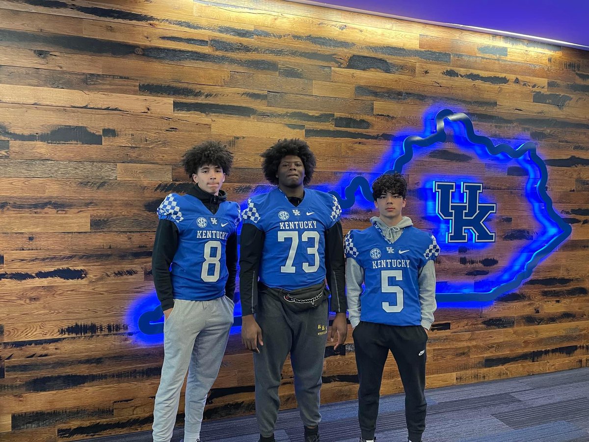 billyseals47's tweet photo. Them Huntington boys on the road today!  More to come 👀👀👀👀 https://t.co/oUrIETCKVD
