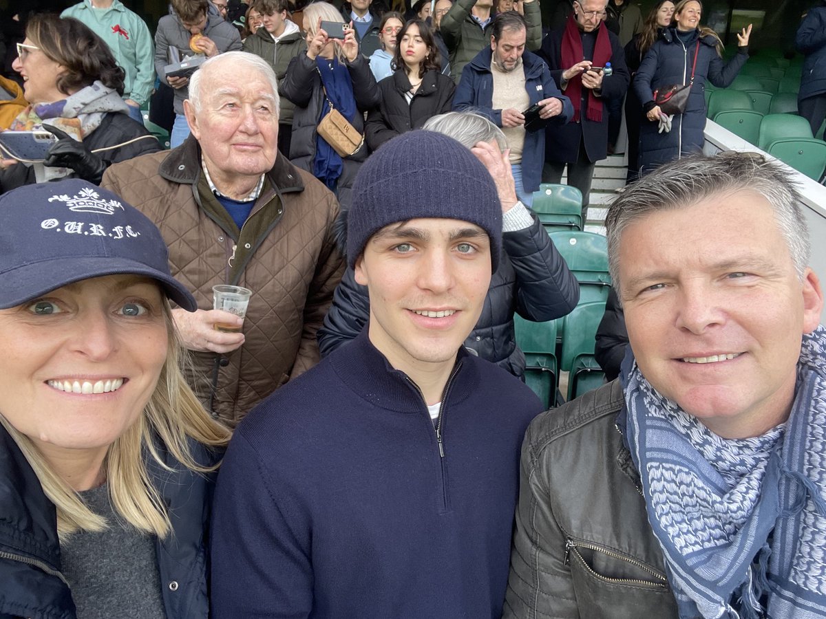 Here hoping to see a navy  blue win ….🤞🏻🏉