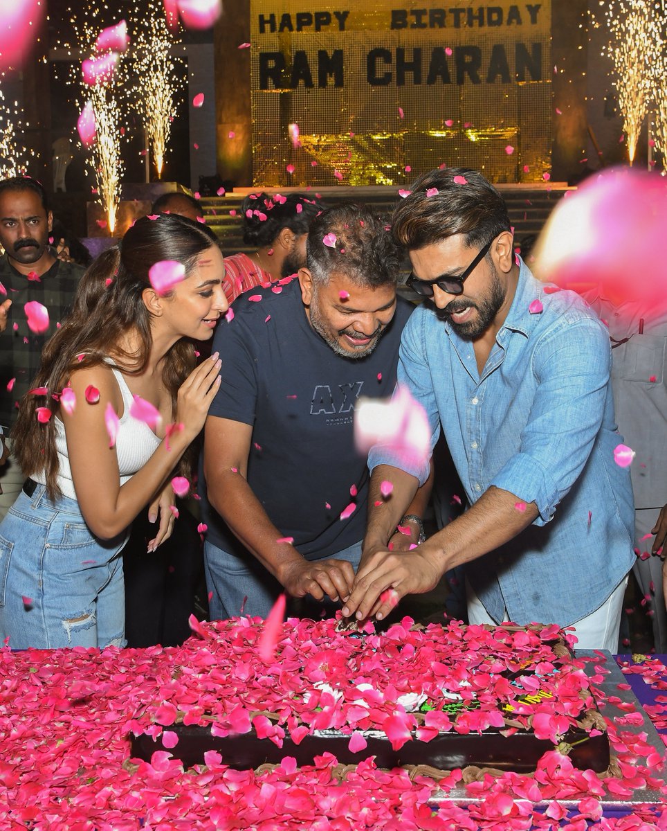 SVC_official's tweet photo. It’s a wrap for the song!! 🕺💃 

Team #RC15 &amp; #SVC50 kickstart Megapower Star @AlwaysRamCharan Birthday Celebrations. Stay tuned for more updates. 

@shankarshanmugh @advani_kiara @DOP_Tirru  @MusicThaman @SVC_official https://t.co/iBflT1Ap8D