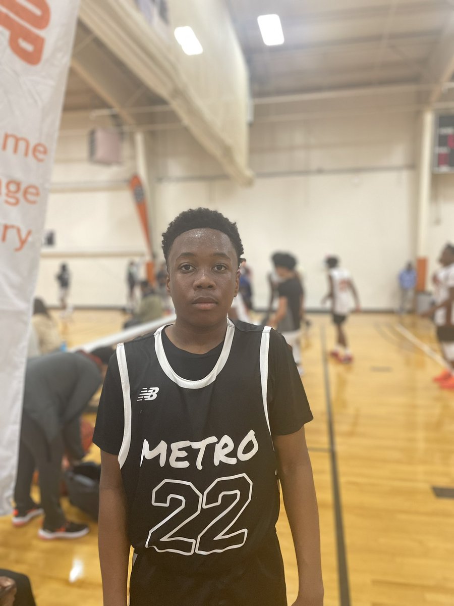 HoopSeenGA's tweet photo. Bahji Daniels dominated for Metro Elite 15U to help them start off 1-0 for the weekend. The combo guard led all scorers with 20 points. https://t.co/RnWFQMxnob